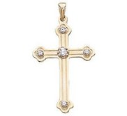 CROSS PENDANT W DIAMOND