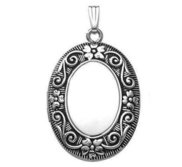 Sterling Silver  Antique  Oval Photo Locket