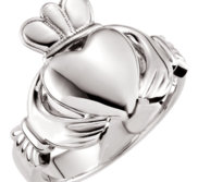 Solid Men s Claddagh Ring